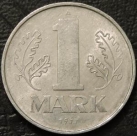 1 марка 1977 ГДР. F-XF. На фото образец.