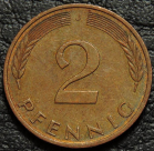 2 пфеннига 1990 J Германия ФРГ. Монета продается в единственном экземпляре, изображенном на фото.