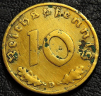 10 рейхспфеннигов 1939 D Германия. Монета продается в единственном экземпляре, изображенном на фото.