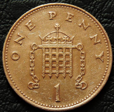 1 пенни 1992 Великобритания. Новый тип. Монета продается в единственном экземпляре, изображенном на фото.