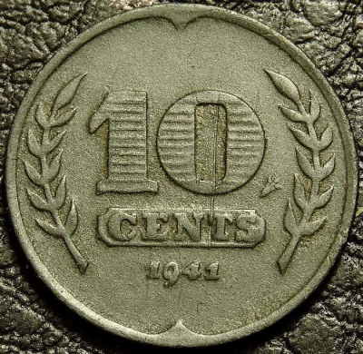 10 центов 1941 Нидерланды. Цинк. Монета продается в единственном экземпляре, изображенном на фото.